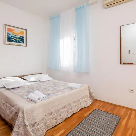 Blue Horizon Apartment
